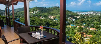 Helt enkelt himmelsk !!! Store selvbetjente leiligheter med stort basseng - penthouse-leilighet