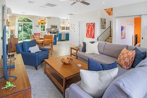 Smart TV, books - Designer Decorated! 3 Bedroom with Ocean View! Adults Only. (Playa Hermosa)