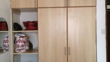 1 soverom, strykejern/-brett, wi-fi og sengetøy