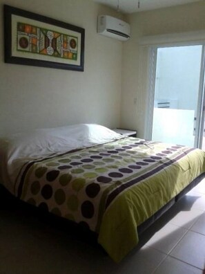 3 bedrooms, iron/ironing board, WiFi, bed sheets - Hermosa y tranquila casa en Acapulco Diamante (Granjas del Marqués)