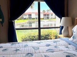 2 bedrooms, iron/ironing board, free WiFi, bed sheets - Runaway Bay 135 - Beach, Pool, gym and bay (Bradenton Beach)