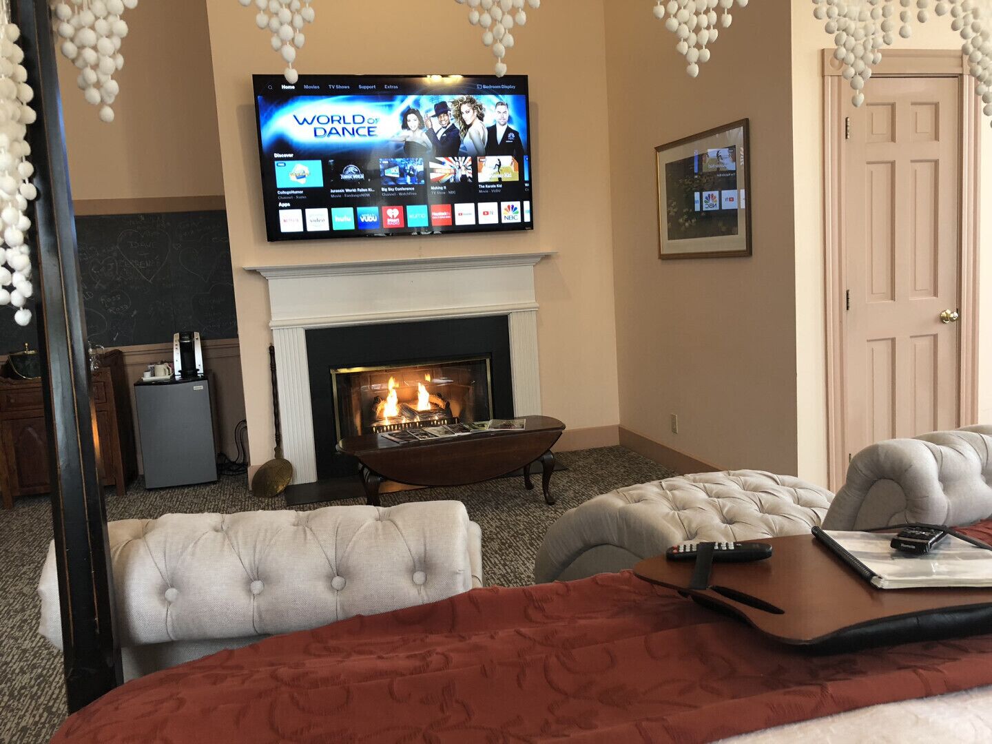 Romantic Boutique Hotel / Bed and Breakfast - Deluxe Schoolhouse Suite