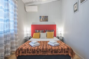 4 Schlafzimmer, Schreibtisch, Bügeleisen/Bügelbrett, kostenloses WLAN