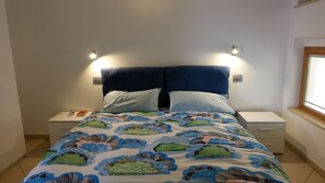 2 bedrooms, bed sheets