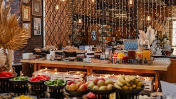 Daily buffet breakfast for a fee