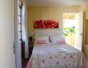 Minibar, blackout drapes, free WiFi, bed sheets - Pousada Luzes de Geribá (Búzios)