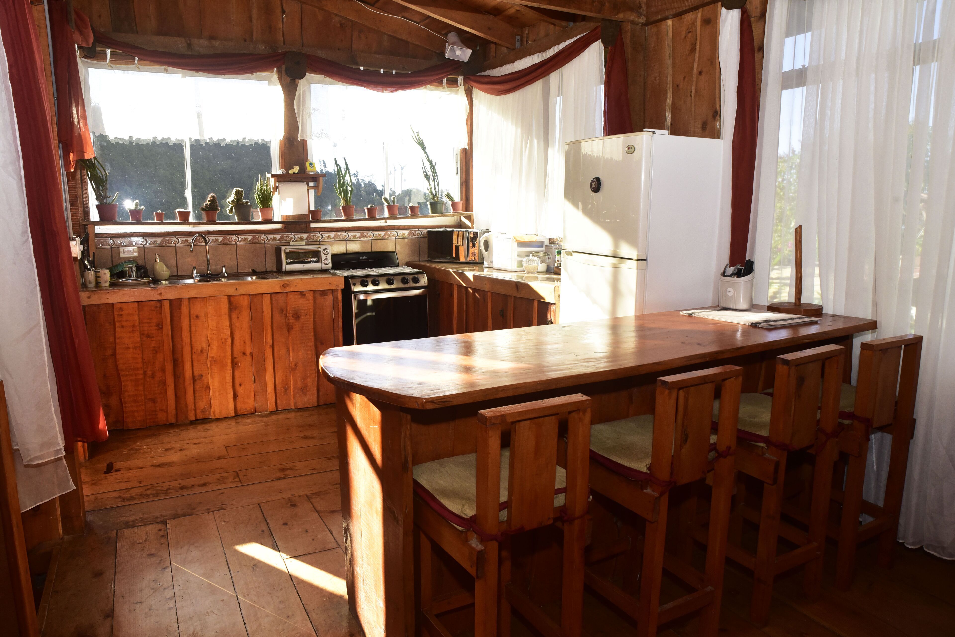 Family Chalet, 3 Bedrooms (2 Baths) | Private kitchen | Fridge, microwave, oven, stovetop