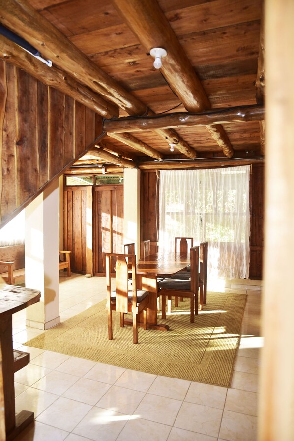 Interior - Santa Ana City Views Breathtaking Chalet (Santa Ana)