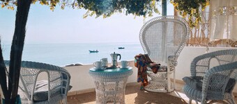 The Artist's Farm-maisonette Dir/trains/Ath/Airpor ☀️ ⛱️