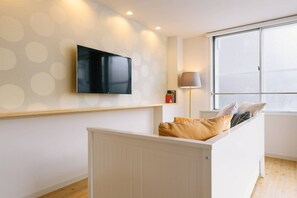 Decoración individual, mobiliario individual, sistema de insonorización