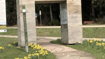 Enceinte de lâhĂ©bergement