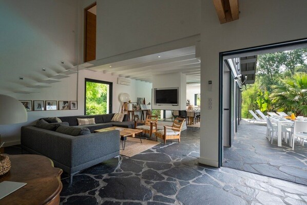 TV, DVD player, books