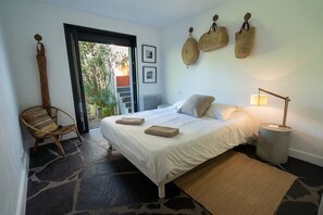 5 chambres, fer et planche à repasser, Wi-Fi gratuit, draps fournis