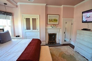 3 chambres, fer et planche à repasser, Wi-Fi, literie fournie