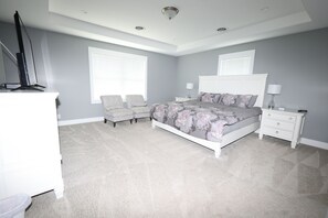 5 bedrooms, WiFi, bed sheets