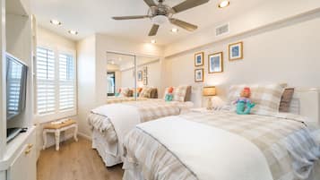 6 bedrooms, iron/ironing board, WiFi, bed sheets