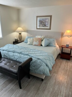 6 bedrooms, in-room safe, iron/ironing board, free WiFi