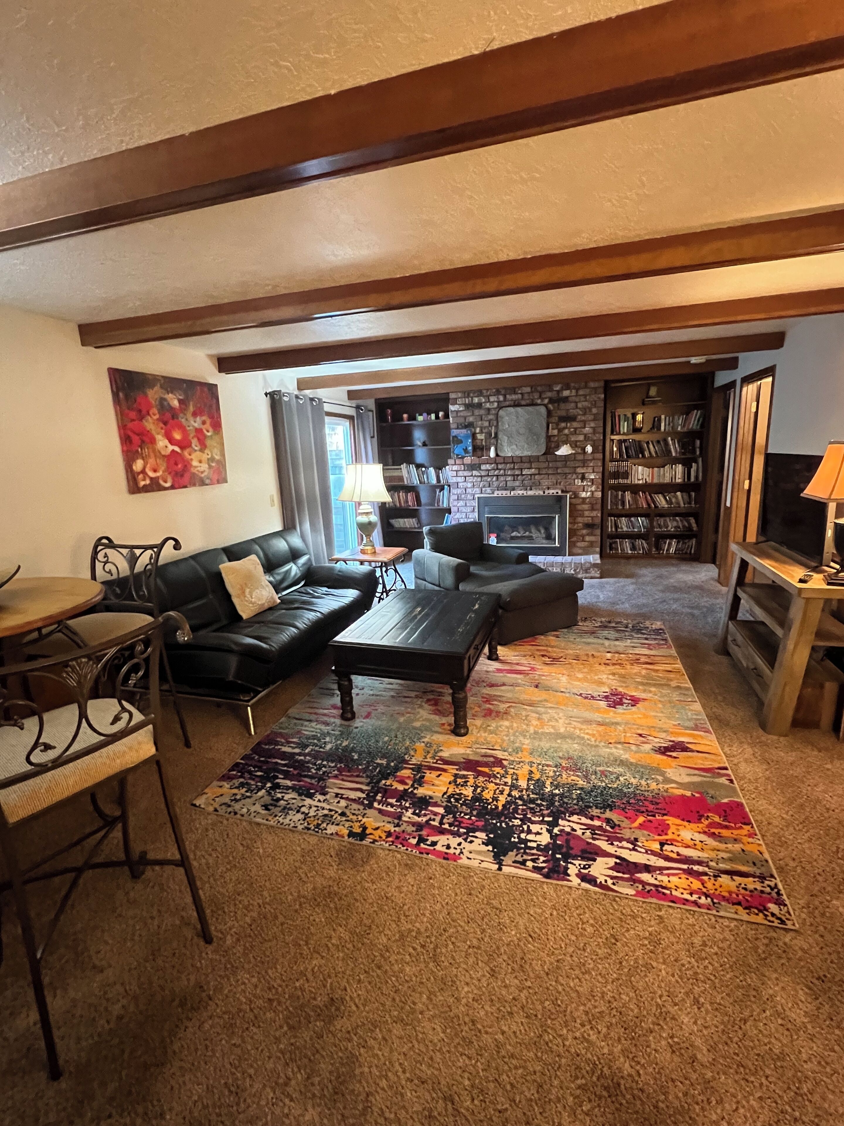 Smart TV, fireplace, DVD player, table football