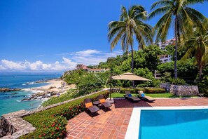 Piscine extérieure, piscine chauffée