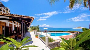 Piscine extérieure, piscine chauffée