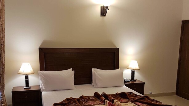 Room - Delano Residence (Islamabad)