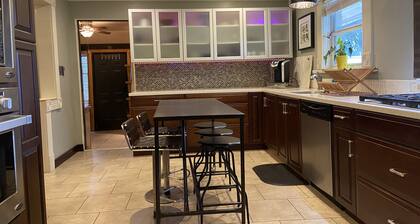 Gourmet Guesthouse & Office 1-3 People