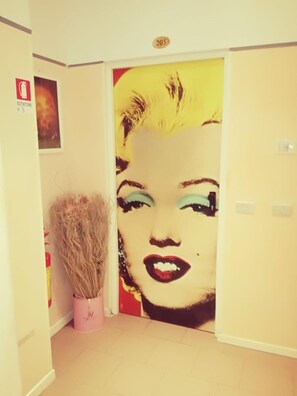 Shower, free toiletries, hair dryer, bidet - Hotel Residence Maria Grazia (Rimini)