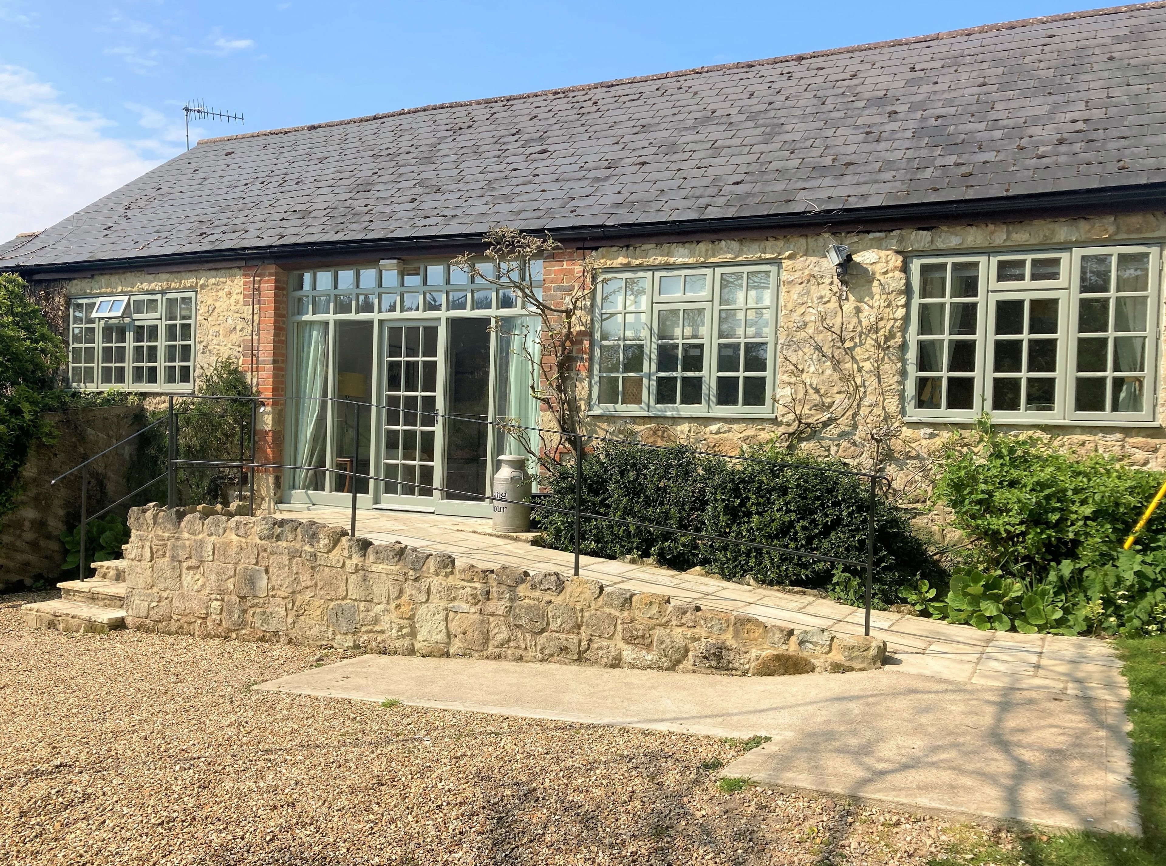 The Milking Parlour Cottage sleeping 6 on The Garlic Farm