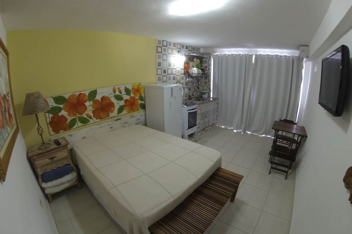Suite Economy, 1 letto matrimoniale, non fumatori | Tende oscuranti, ferro/asse da stiro, Wi-Fi gratuito