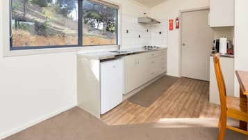 Vila Superior, Beberapa Tempat Tidur, Bebas Asap Rokok | Dapur kecil pribadi | Lemari es, microwave, kompor, dan mesin espresso