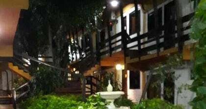 Hostal Residencial Leones de Castilla