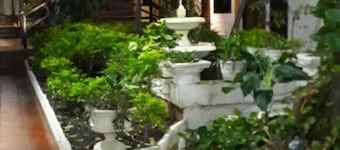Hostal Residencial Leones de Castilla