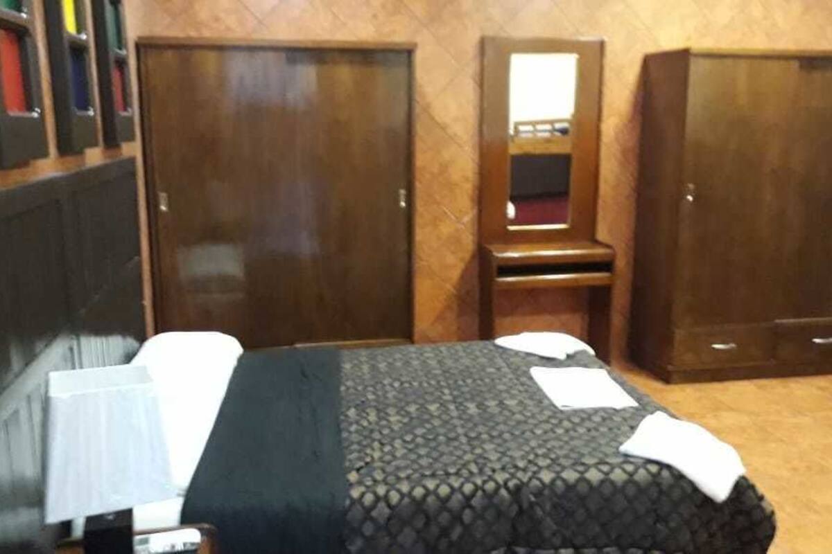 Traditional Apartment, 1 Bedroom, Non Smoking | WiFi (free), bed sheets