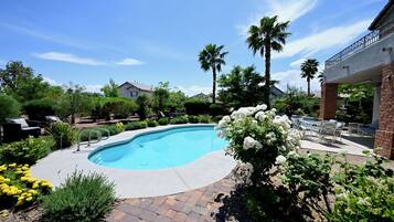 AuĂenpool, beheizter Pool