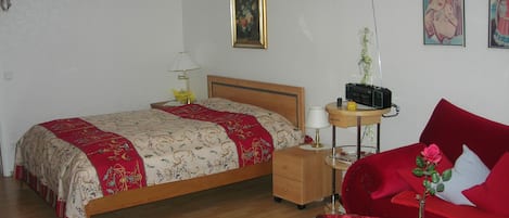 In-room safe, iron/ironing board, rollaway beds, free WiFi
