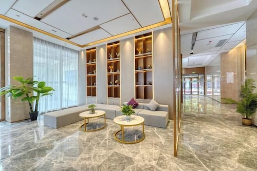 Zhaoqing Blue Palace Hotel