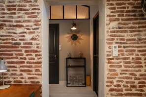 Interior - Large and cozy apartment in the heart of the city center (Toulouse)