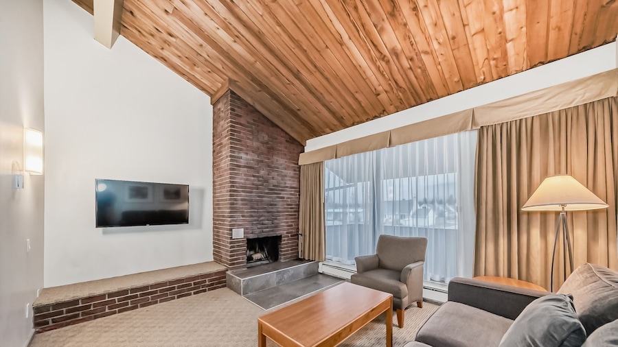 Jasper Inn & Suites by INNhotels