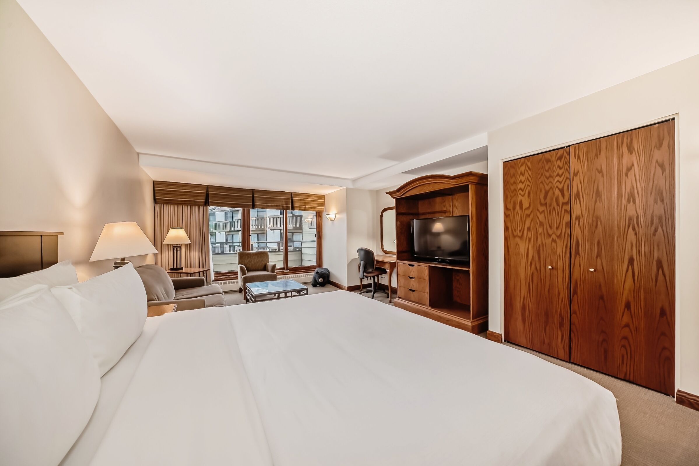executive suite king and two twins | 1 bedroom, in-room safe, iron/ironing board, travel cot