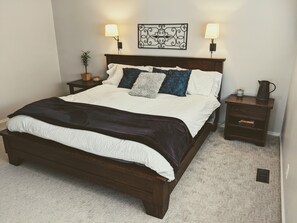 5 slaapkamers, een strijkplank/strijkijzer, wifi, beddengoed