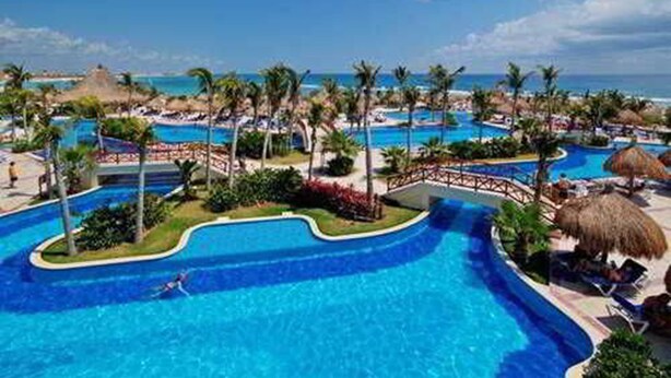 Pool - Bahia Principe de Luxe (Akumal)