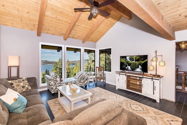 TV, fireplace, video games, foosball - The Castle | Majestic Lake View | Soak (Lake Arrowhead)