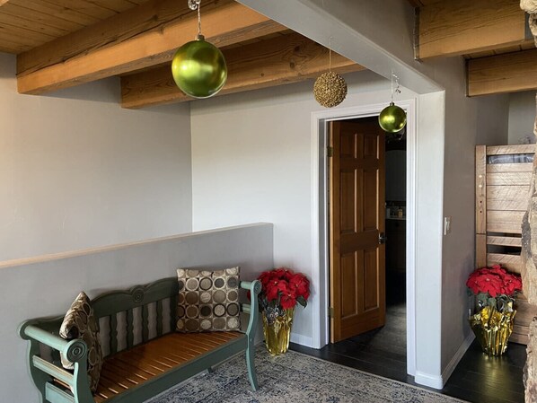 Interior - The Castle | Majestic Lake View | Soak (Lake Arrowhead)