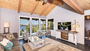 TV, peis, videospill og fotballspill