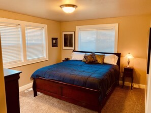 3 Schlafzimmer, Bügeleisen/Bügelbrett, kostenloses WLAN, Bettwäsche
