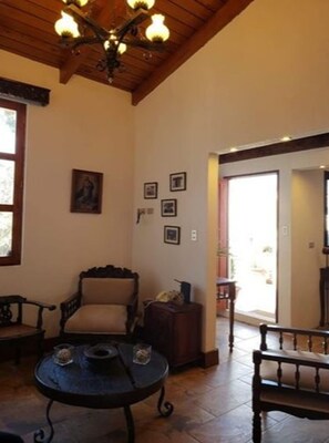 Interior - Apartament El Calvario at Casa Ovalle (Antigua Guatemala)