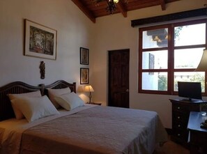 Apartment, 2 Bedrooms, Balcony, Garden View (2.5 Baths) | 2 bedrooms, in-room safe, individually decorated, iron/ironing board - Apartament El Calvario at Casa Ovalle (Antigua Guatemala)