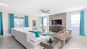 Smart TV, DVD player