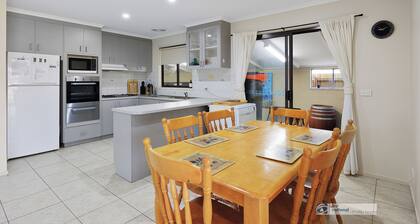 14 Lansell Road, lehmät