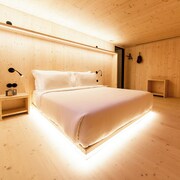 Zero Box Lodge Porto